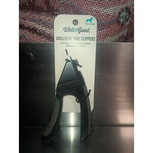 Guillotine Pet Nail Clippers for Dogs - Makes Grooming Nails Quick and Easy